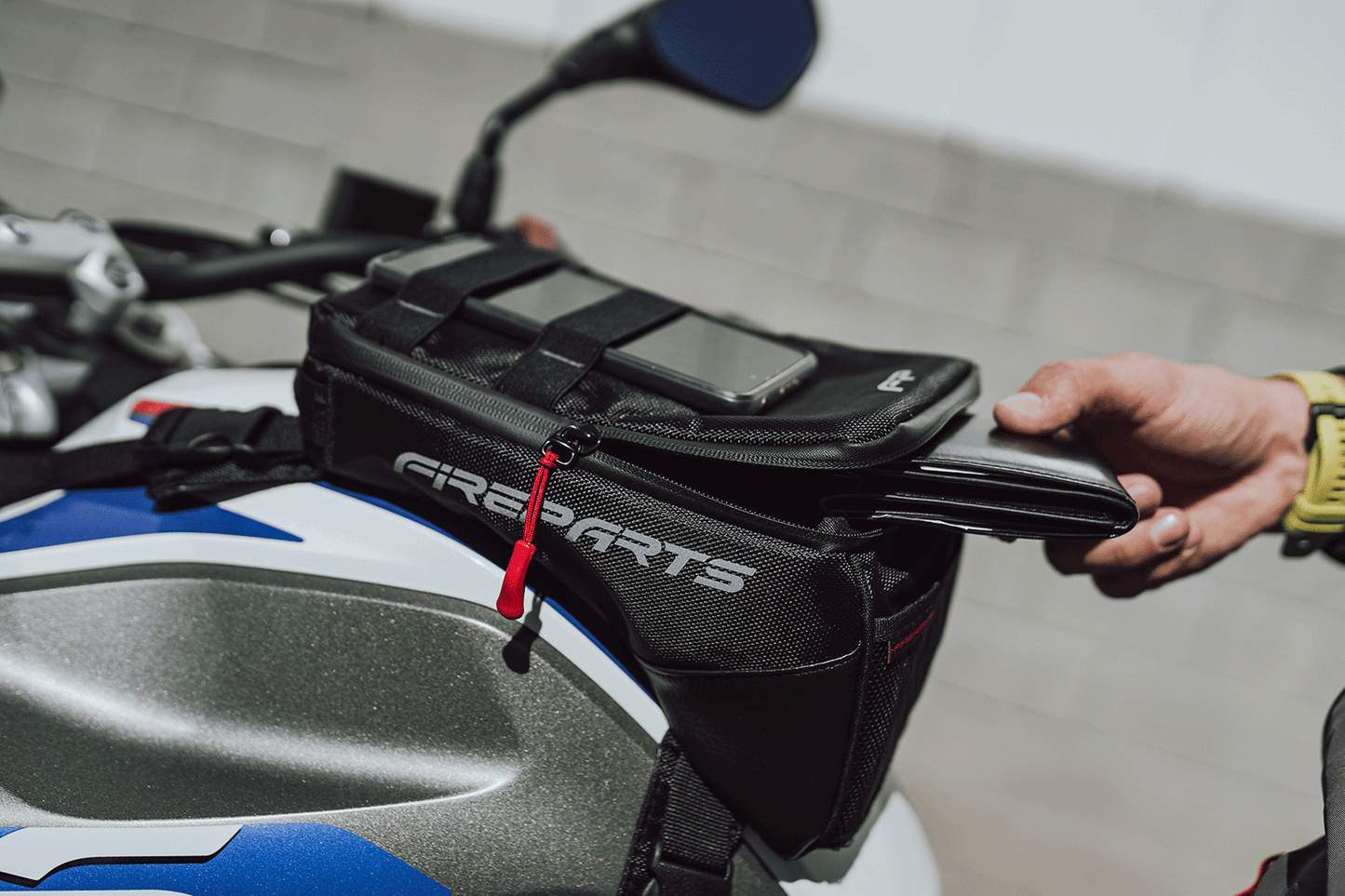 Maletin Tank Bag Explorer - FireParts