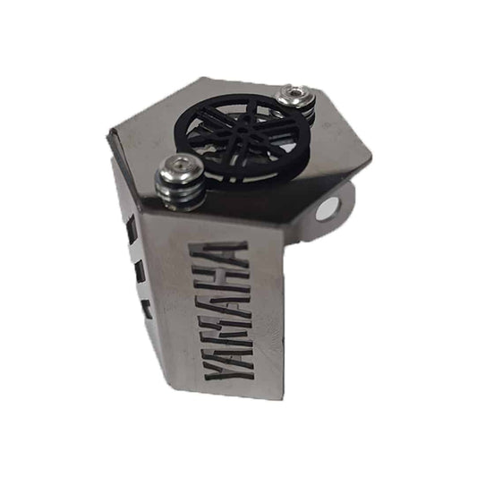 Protector Bomba Freno Trasero - YAMAHA MT15 - Cromo y Negro