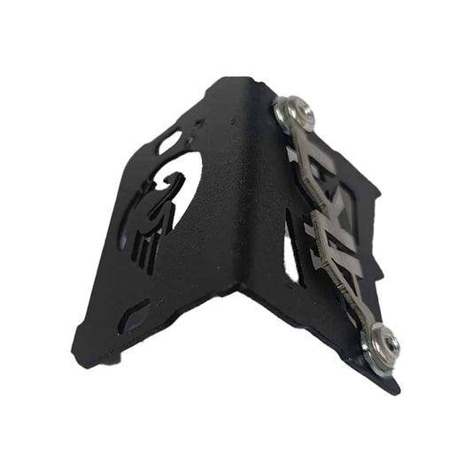Protector Bomba Freno Delantero AKT - Negro y Cromo
