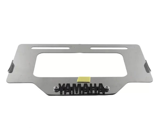 Portaplaca metalico Yamaha - cromo y negro