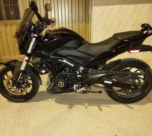 Defensa Tipo Stunt - Dominar 250/400 - Color Negro