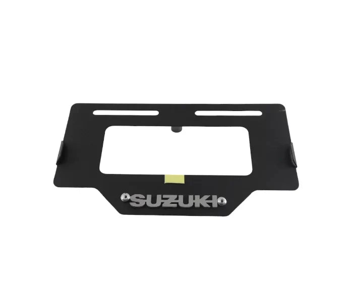 Portaplaca metalico Suzuki - negro y cromo