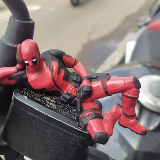 Deadpool Acostado - Figura Miniatura - Accesorio para moto/bici